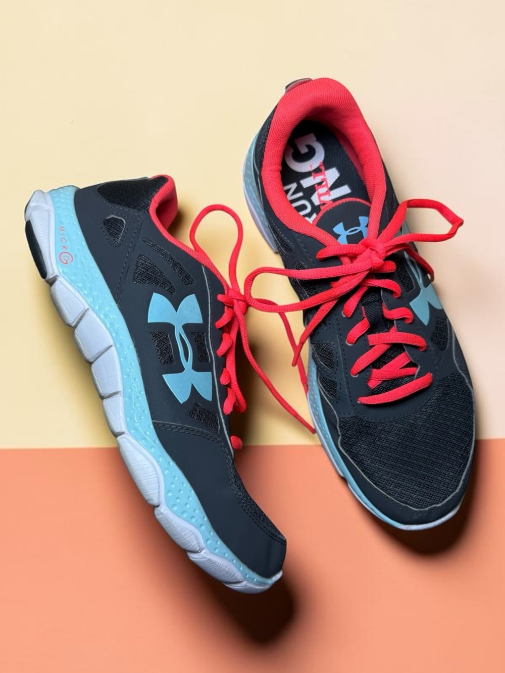 Under Armour Women's Athletic Running Shoes Lace-Up Comfy Sneakers, US Size 9.5
